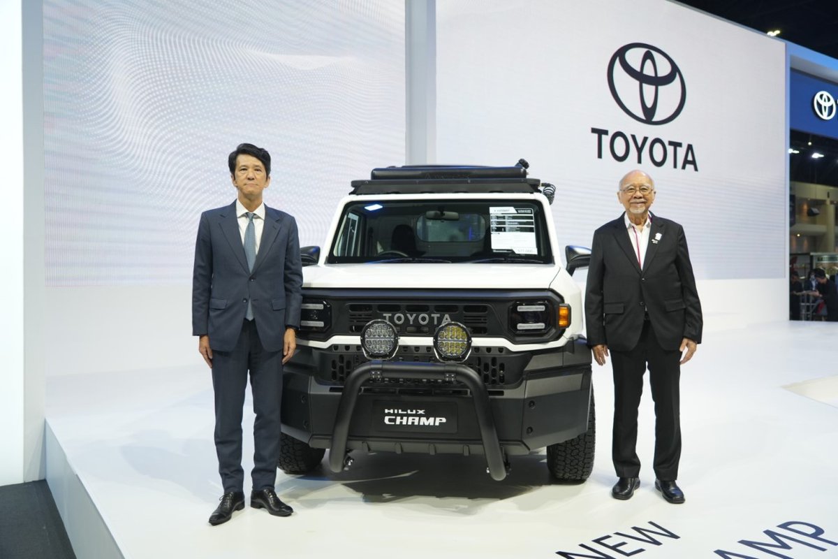 dcarmagazine's tweet photo. พบการเปิดตัวครั้งแรกของ “HILUX CHAMP” รถกระบะมหาชนให้ทุกโอกาสเป็นไปได้
https://t.co/46517phzTv
#TOYOTA #ALLNEWHILUXCHAMP #HILUXCHAMP #IMV0 #AllNewToyota #MOTOREXPO2023 #dcarmagazine #นิตยสารรถดีคาร์ https://t.co/qd4cGPbXw9