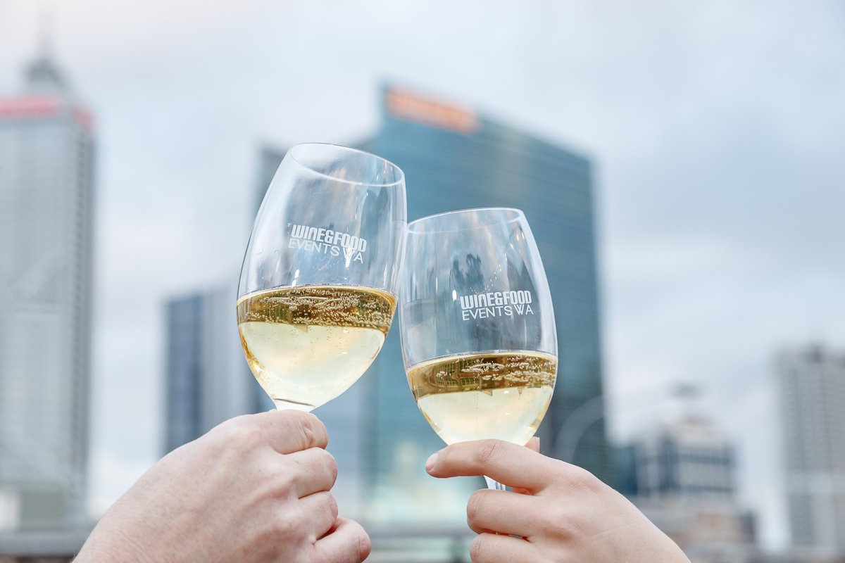 WineAndFoodWA's tweet photo. City Feast tickets are now available, get your hands on tickets here 👉 https://t.co/Tc93EMYRVb
#CityFeast #WineAndFoodWA #seeperth #visitperth #WAtheDreamState #CityofPerth  #VisitPerth https://t.co/a53ZNj3CMr