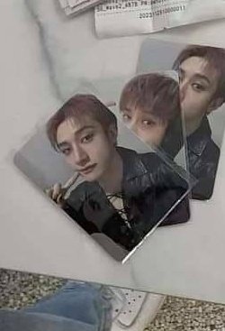 Chan ini ganteng banget siiiiii huehueuueuuhuhuuu 😭😭💘💘