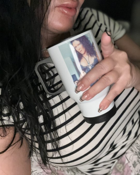 Video uppe p&aring; bloggarna 💋 https://t.co/HMNSpg7P8S  https://t.co/wJjA1k4Lx7  https://t.co/XQmdJVYnMe https://t