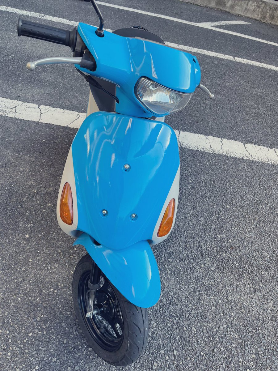 cola8686's tweet photo. 素人なりにバイクをすいちゃんの
痛車にしてみました！
 #星街すいせい
 #ほしまちぎゃらりー
 #痛車  #ホロライブ  #ホロライブが好きな人と繋がりたい https://t.co/BQQFEKXvLt