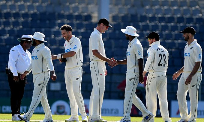 প্রথম বলেই শেষ বাংলাদেশের ইনিংস