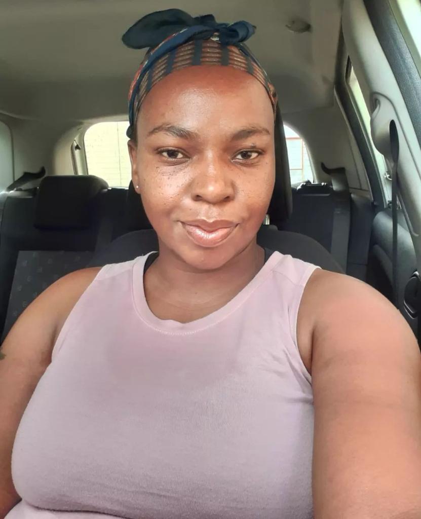 Mbabva ya hala ka Makhuva loko mi hlangana na yona miyi byela ku a hakeli ti Mali ta vanhu <a href="/Mhana_Kwetsi/">Vivian Baloyi🐒💕</a>