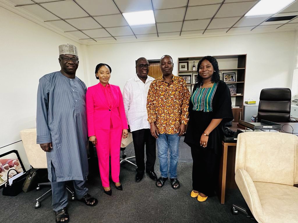 ACReSALNigeria's tweet photo. #Implementation #support #Mission: 

@ACReSALNigeria team in Ibadan for an engagement with International Institute of Tropical Agriculture (IITA).

#ACReSALISM
#acresalnigeria
@BalarabeAbbas_ @NigeriaGov 
 @WBG_Nigeria
@FMEnvng 
@FmardNg 
@FMWRNigeria 
@GLOBE_Nigeria https://t.co/k9BxKxOmLQ