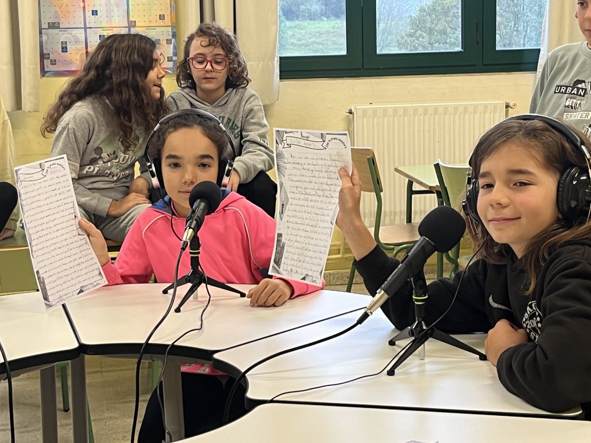 axtgijon's tweet photo. La creación es siempre un acto maravilloso. Crear de la nada algo que no existía es una de las mágicas posibilidades que tenemos como seres humanos. 
https://t.co/8db0J8BYTj https://t.co/3bwYb06z35