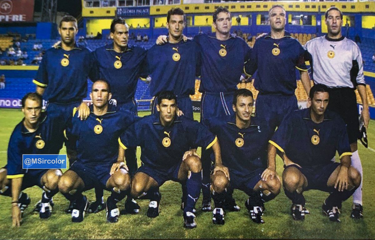 MSircolor's tweet photo. Pรณster de la revista #DonBalรณn de la #UniversidaddelasPalmas reconocemos a #Alexis #Santana #Orlando #Sarasua #Robert #Ojeda #Robaina ยฟAlgรบn amigo #Canariรณn nos da la alineaciรณn completa? ยฟEste equipo todavรญa existe? https://t.co/OtT4GPFGzr