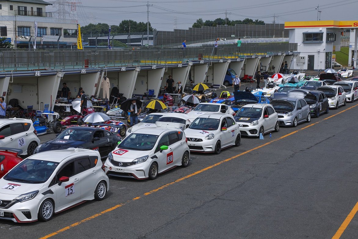 NISMO_JP's tweet photo. 【大森ファクトリーブログ】
9月に行われたZ-challenge STAGE_3のレポートです💁
今週末の #NISMOfestival ではZ‐challengeエキシビションレースが開催予定
スペシャルゲストドライバーも参戦⁉️
お楽しみに❗️
▼詳細はこちら
https://t.co/3K9o10A8V8
#大森ファクトリー
#NISMO
#Zchallenge https://t.co/cJykzfFe9J