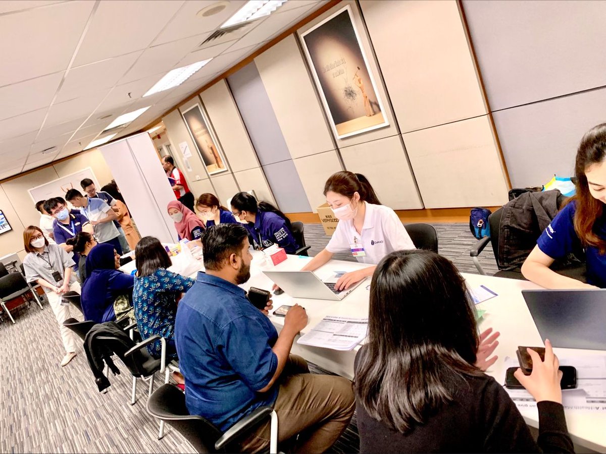 DOC2US's tweet photo. The DOC2US health operations team recently ventured into the lively city of Penang!🏝️ In collaboration #AIA, basic health checks and flu vaccinations were conducted for more than 200 Citibank employees during the two-day event!💉

#workwellwithAIA #AIAberhad https://t.co/Y1Mg1AbaL3