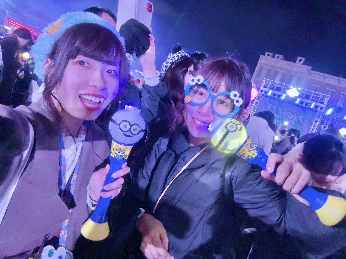 hashtag_ayaka2's tweet photo. #USJファン 5周年おめでとうございます🎉
わたしたちは登録して1年半くらい！
これからもユニバへの愛を発信するぞー！(笑)

#NOLIMIT
#NOLIMITクリスマス https://t.co/jWpl2TeBIR