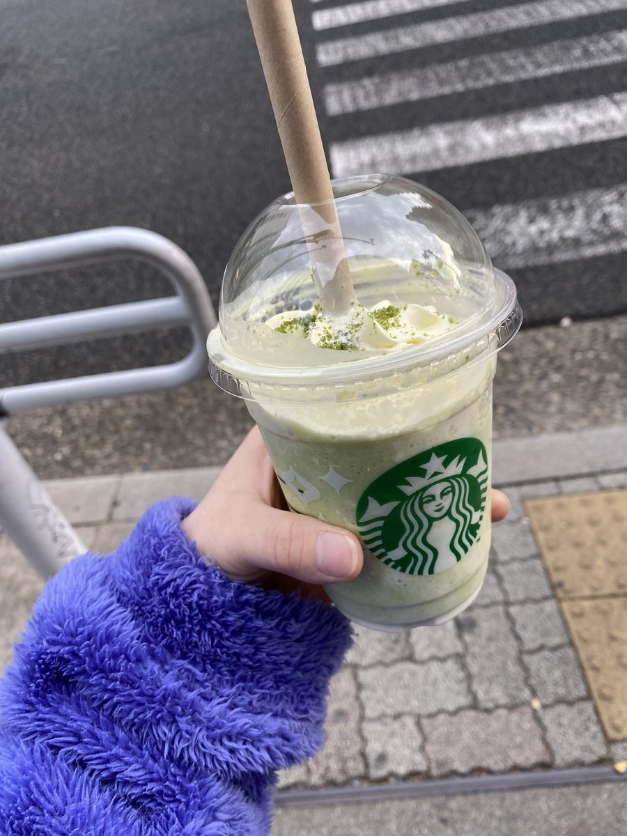 mintsandesu's tweet photo. ピスタチオーー！！！🥰🥰🥰🥰🥰🥰🥰🥰🥰
バイトの子に出るって聞いて待ってたよーーーー���🥰🥰🥰🥰🥰🥰🥰🥰🥰🥰🥰🥰🥰🥰
めちゃくちゃ美味しい！！ https://t.co/BoglTEDmhq