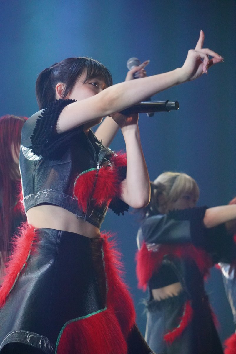 Gorenjyai2go's tweet photo. PIGGSのおもち担当きんちゃんです👊
「NAKED BORN NAKED DIE 」はライブでめっちゃ盛り上がるよね✨
こんな真剣な表情のきんちゃん、見たことないってぐらいカッコよかった!まっすぐPIGGSとして自分の道を貫きます!
#PIGGS
#FULLBIT https://t.co/8GzUKYFEmm