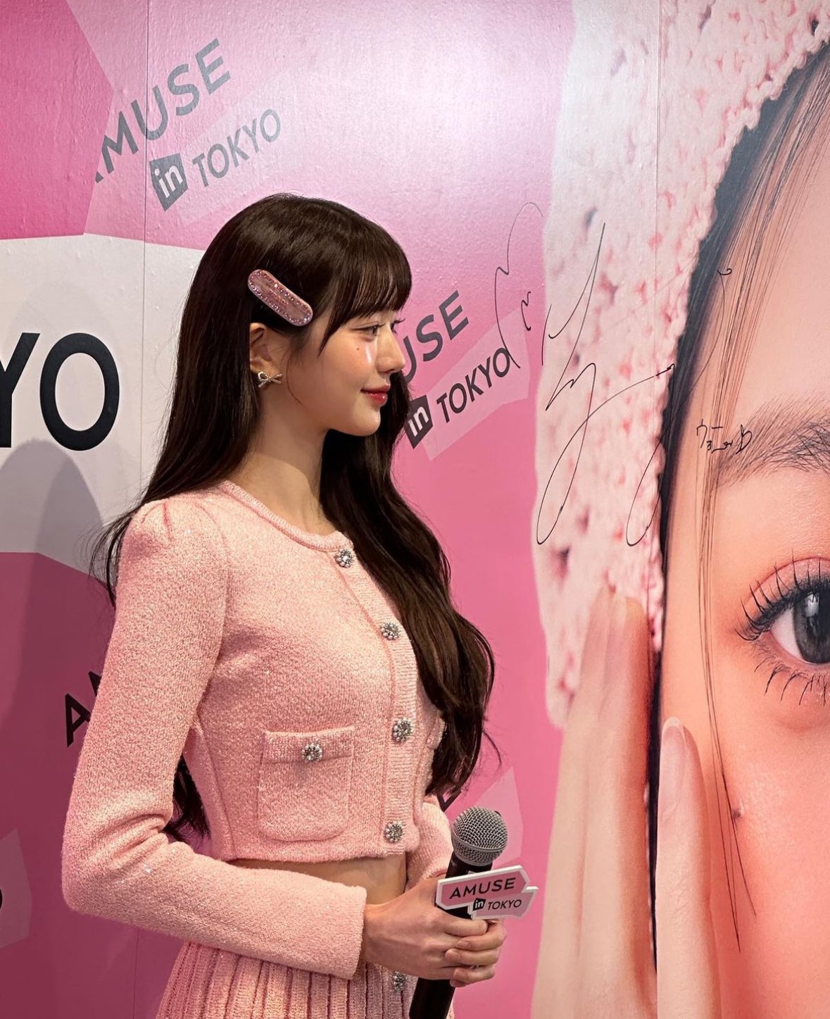 ウォニョンちゃん使用　PRADA ヘアピン ストーン付き ピンク ウォニョンちゃん使用 PRADA ヘアピン ストーン付き ピンク