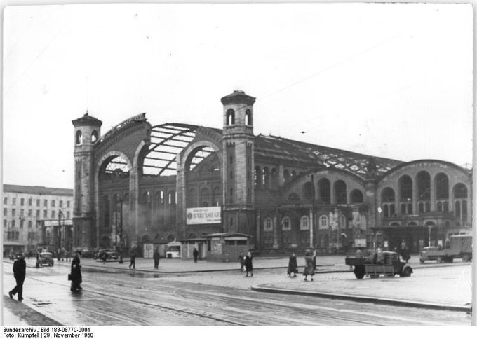 29 November 1950: the Stettiner Bahnhof in East Berlin is about to be renamed Nordbahnhof (via Bundesarchiv)