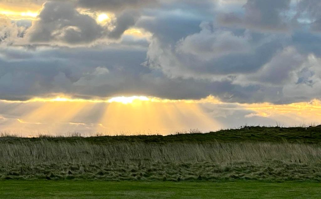 ‘I wandered lonely as a cloud that floats on high o'er vales and hills.’ There’s nothing lonely about these friendly clouds seen from Seaford Head at sunset. There’s also nothing lonely about being a Watchkeeper at NCI Newhaven. To join our team, contact mick.carter@nci.org.uk
