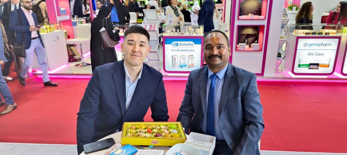 universalsuture's tweet photo. 🌐✨ At Unisur Lifecare Pvt. Ltd., #customersatisfaction is the heart of our business philosophy. 🙏 We employ a multifaceted approach to continually measure and prioritize it. 
https://t.co/vLey02iViv
#sutures #surgical #Medical https://t.co/ye8v12Gf0B