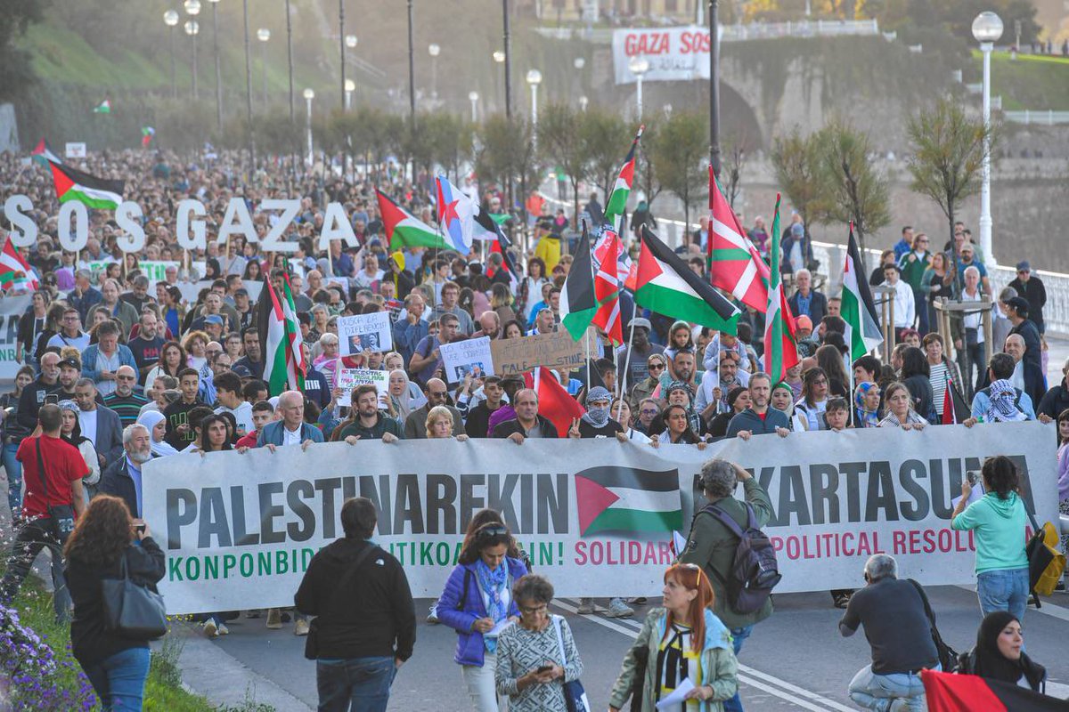 En el Día Internacional de la Solidaridad con Palestina, volvemos a expresar nuestro apoyo y solidaridad al pueblo palestino.

Es urgente poner fin a este genocidio, acabar con la ocupación ilegal que sufre Palestina y respetar sus derechos nacionales.

#FreePalestine 🇵🇸