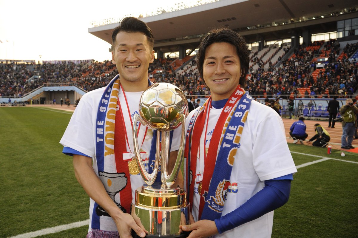 prompt_fmarinos's tweet photo. 2012～2018年まで #fmarinos に所属した #中町公祐 選手が現役引退を発表されました。

🔢在籍7年でリーグ戦159試合13得点、カップ戦31試合3得点、天皇杯17試合3得点、ACL 6試合1得点を記録。

第93回天皇杯優勝にも大きく貢献されました🏆

延べ18年間のプロ生活、本当におつかれさまでした💐 https://t.co/8FdxTqo9Z9