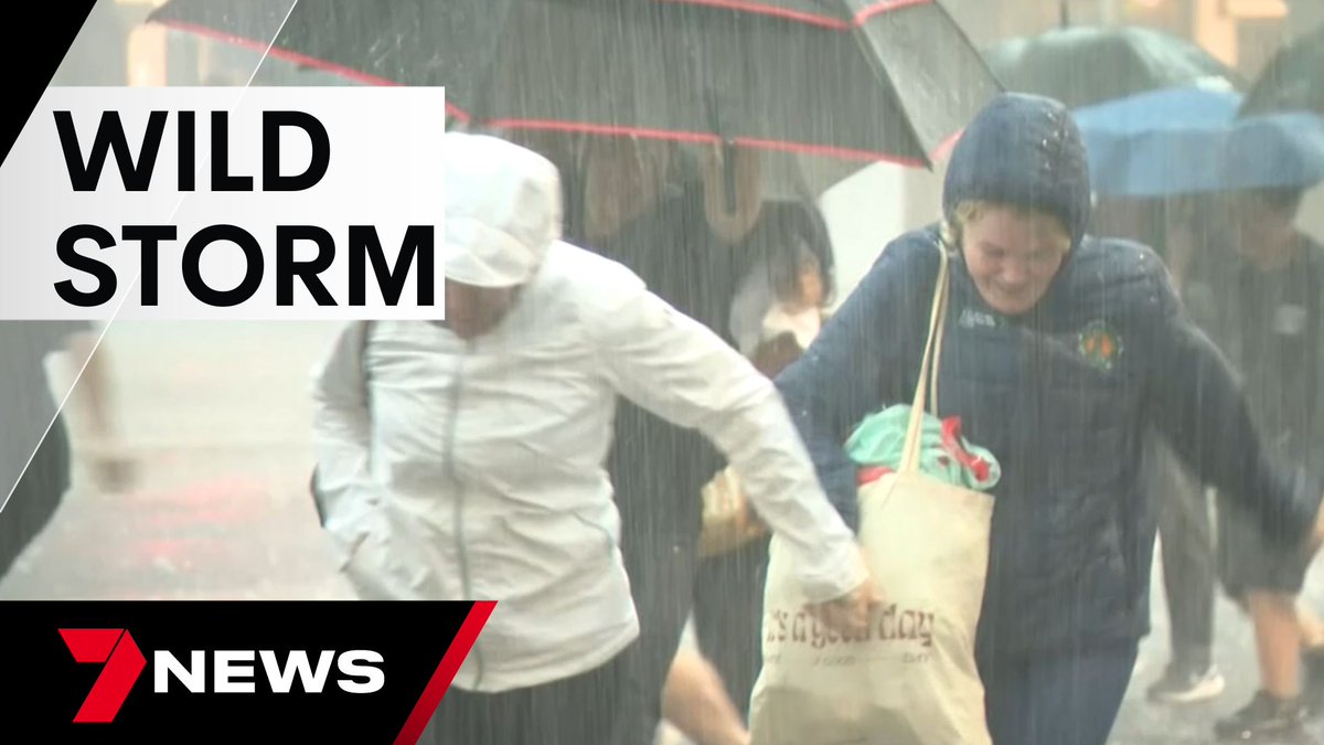 7NewsSydney's tweet image. After torrential rain triggered major flooding to our south Sydney has been lashed by a wild electrical storm. It's caused blackouts, toppled trees and even brought down a crane next to the T2 rail line cancelling train services. youtu.be/LVc1PbQelwE #SydneyWeather #7NEWS