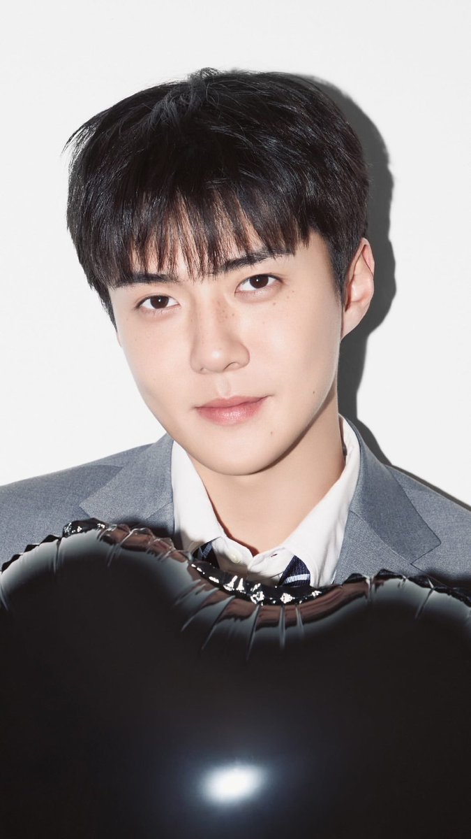 knockknock0408's tweet photo. SEHUN 
@weareoneEXO https://t.co/xotJMkU9F9