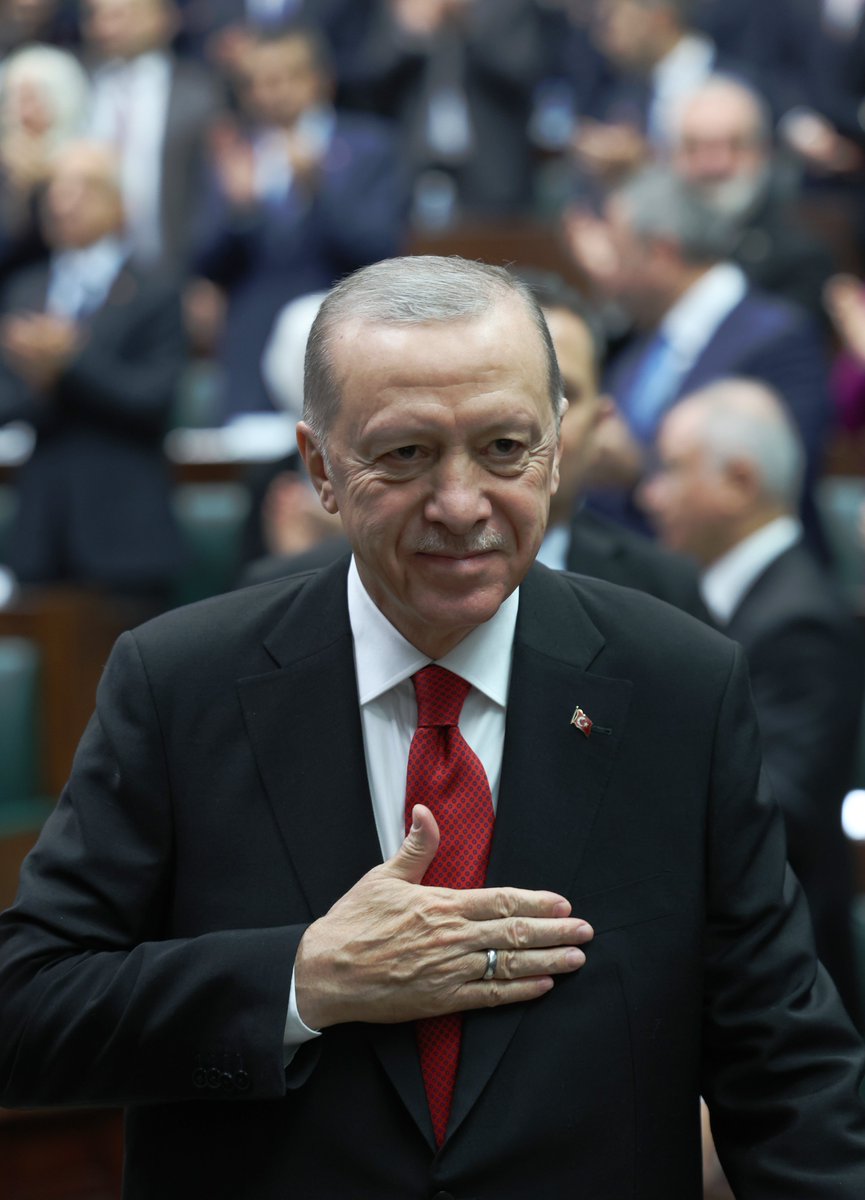GMsecimisleri's tweet photo. "Bugün bir başlık veriyorum: Yeniden İstanbul"

@RTErdogan 

#Yenidenİstanbul https://t.co/wHkkhFRh0p