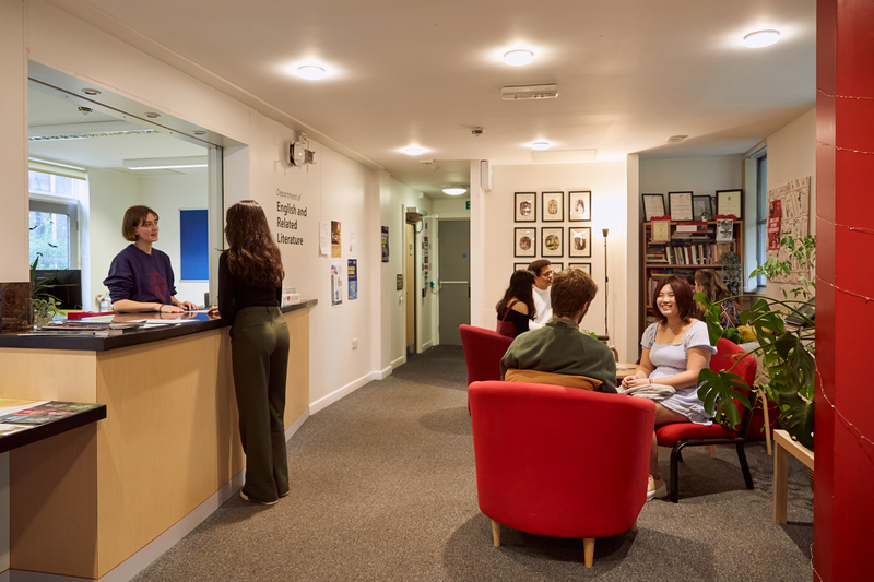 UoYEnglish's tweet photo. Find out more about York's writer-in-residence programme and how #York #writers work closely with #litstudents and staff and offer unrivalled opportunities to develop their #creative #writing. https://t.co/j5L88rwZWO https://t.co/gDgj5YeMYn