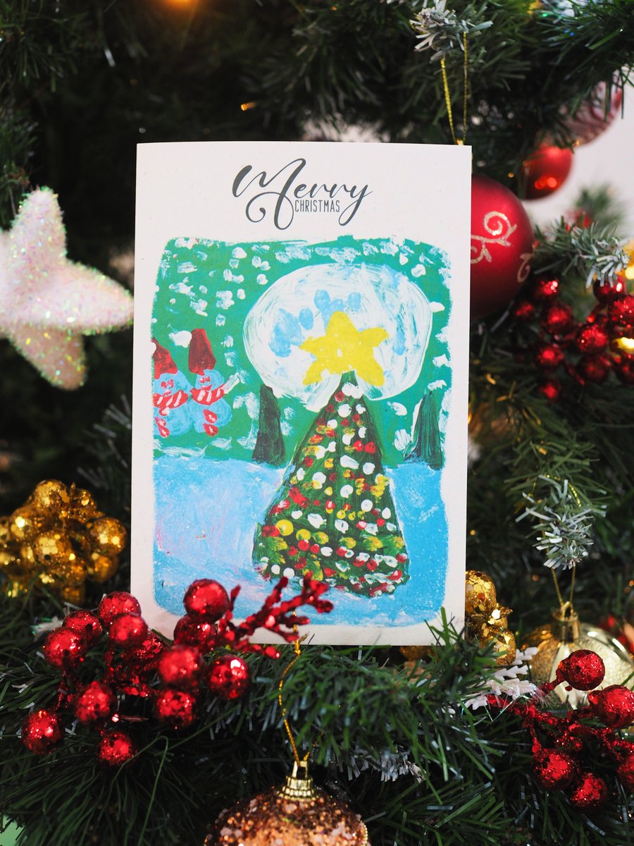 saigonchildren's tweet photo. ☃️ Beautiful Christmas  &amp;Tet cards illustrated by our talented children with autism are now available to grab!
- 1 card: VND30,000
- Combo of 6: VND160,000

All profits support saigonchildren programmes.

👉 https://t.co/7136lTtEWq

#seasonsgreetings #ChristmasCards #charity https://t.co/QEqhdZp3Dx
