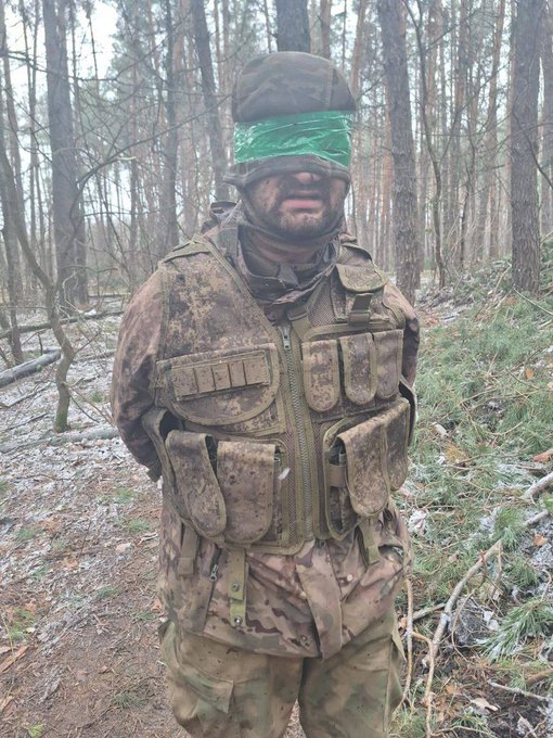 GAFf90IWIAAsHjD?format=jpg&name=small