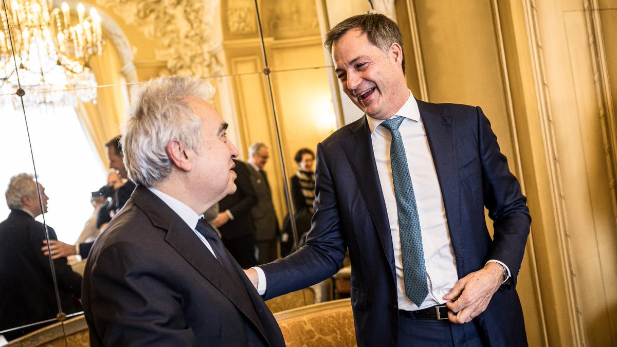 🗣️ Alexander De Croo: "Le prochain gouvernement devra envisager la prolongation de 20 ans du nucléaire"
👉 lecho.be/entreprises/en…
✍️ par <a href="/MaxVandeWeyer/">Maxime Vande Weyer</a> 

<a href="/alexanderdecroo/">Alexander De Croo 🇺🇳</a> #COP28 #Nucleaire #Climat