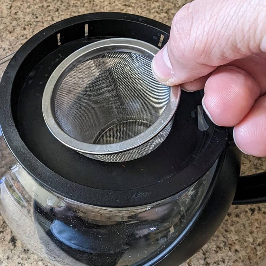 Drawbacks: Primula Half Moon Teapot with Removable Infuser -  
                      
                     The Primula Half Moon Teapot has its flaws, like every product. - ll1oayx6mg - spiriteadrinks.com/primula-half-m…