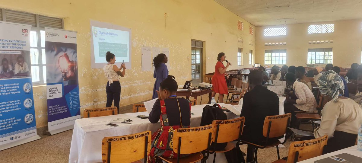 ULearnUganda's tweet photo. Happening now: Interactive learning event on job linkages, entrepreneurship, and skilling in Nakivale refugee settlement. 
@RIL_Uganda @R_I_Labs 
#refugeeresponse #learningandcollaboration #actormapping #innovationinuganda #humanitarianinnovation https://t.co/leZf9ButaX