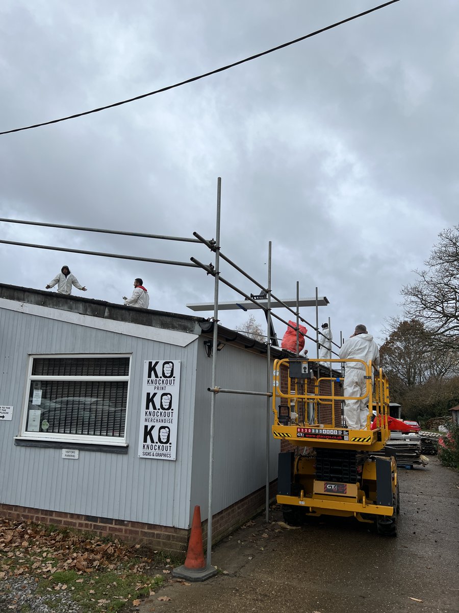 KnockoutPrint's tweet image. Perfectly timed for the freezing weather, we are currently having the roof replaced with something fit for solar panels and 21st-century insulation! #knockoutprint #knockoutsigns #knockoutmerchandise