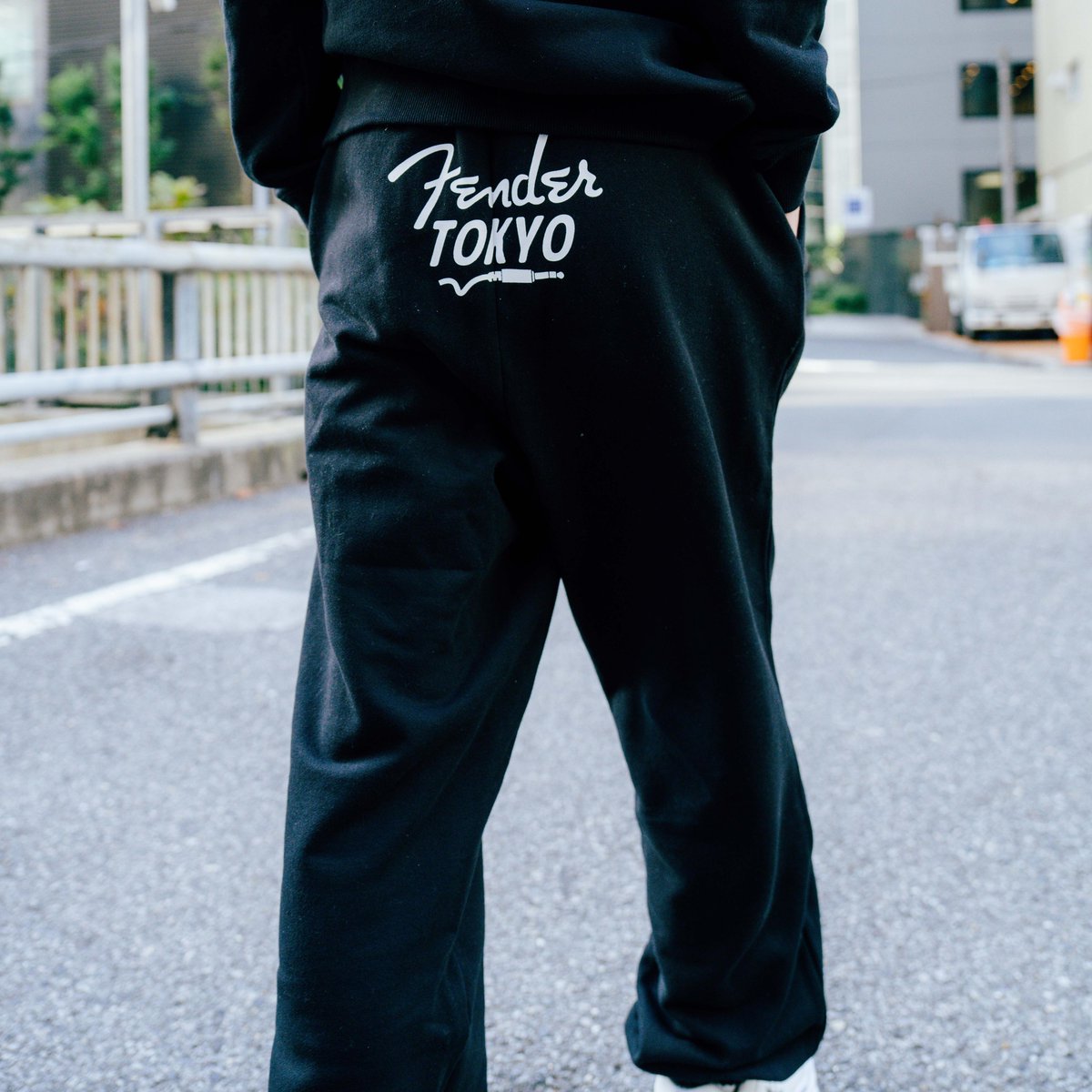 FENDER TOKYO HOODIE&SWEATPANTS」 フェンダーの代表的なツイード柄を