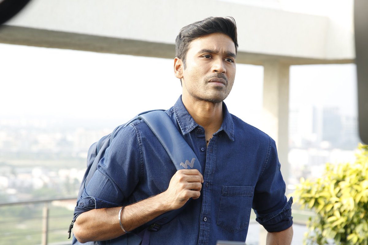 #4YearsOfEnaiNokiPaayumThota 
#4YearsOfENPT 
#EnaiNokiPaayumThota HD Still !!
Size: 6MB (5760×3840)
Drive: bitly.ws/33GmT

#CaptainMiller | #D50 | @dhanushkraja