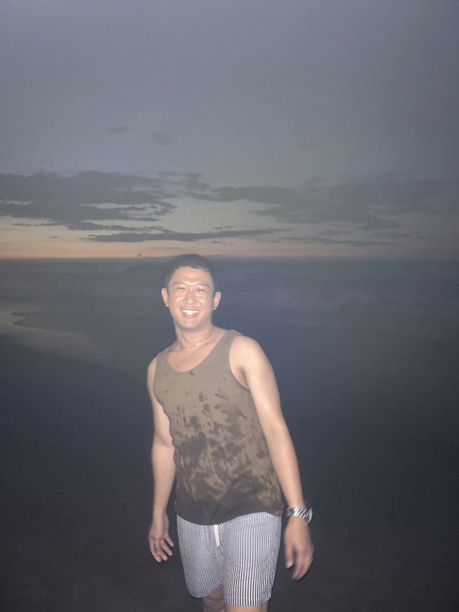 knthcrmn's tweet photo. Back in surf town 
#elyu https://t.co/tWjaaI7vKU