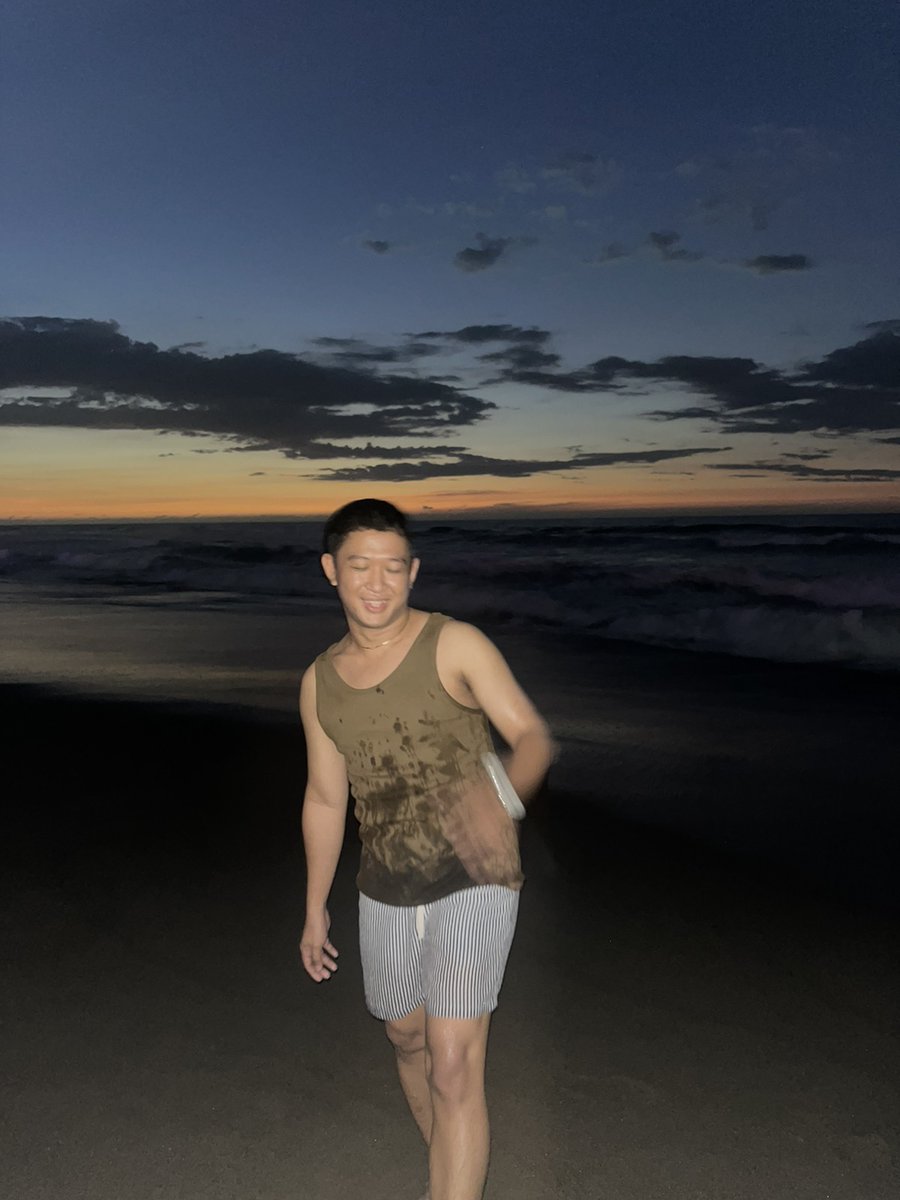 knthcrmn's tweet photo. Back in surf town 
#elyu https://t.co/tWjaaI7vKU