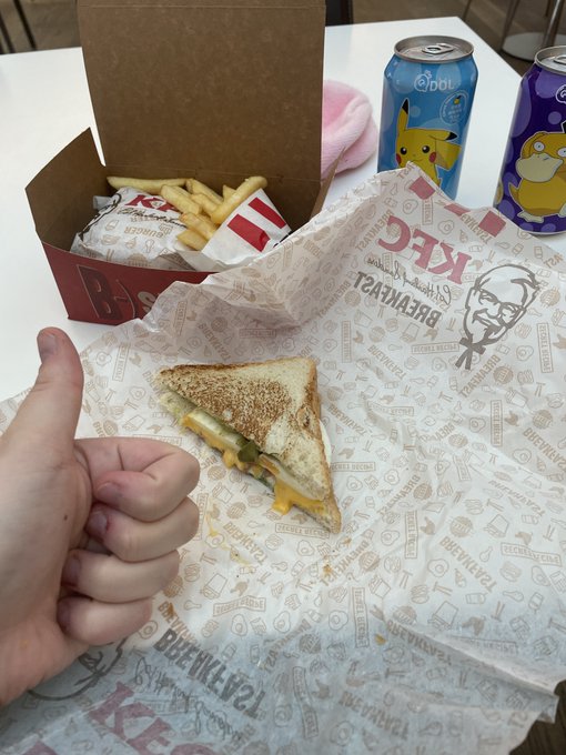 KFC avocado toast je actually banger https://t.co/5SxjszEIlv<a href="/tag/csgo"class="tags"><span>#csgo</span></a><a href="/tag/cs2"class="tags"><span>#cs2</span></a>