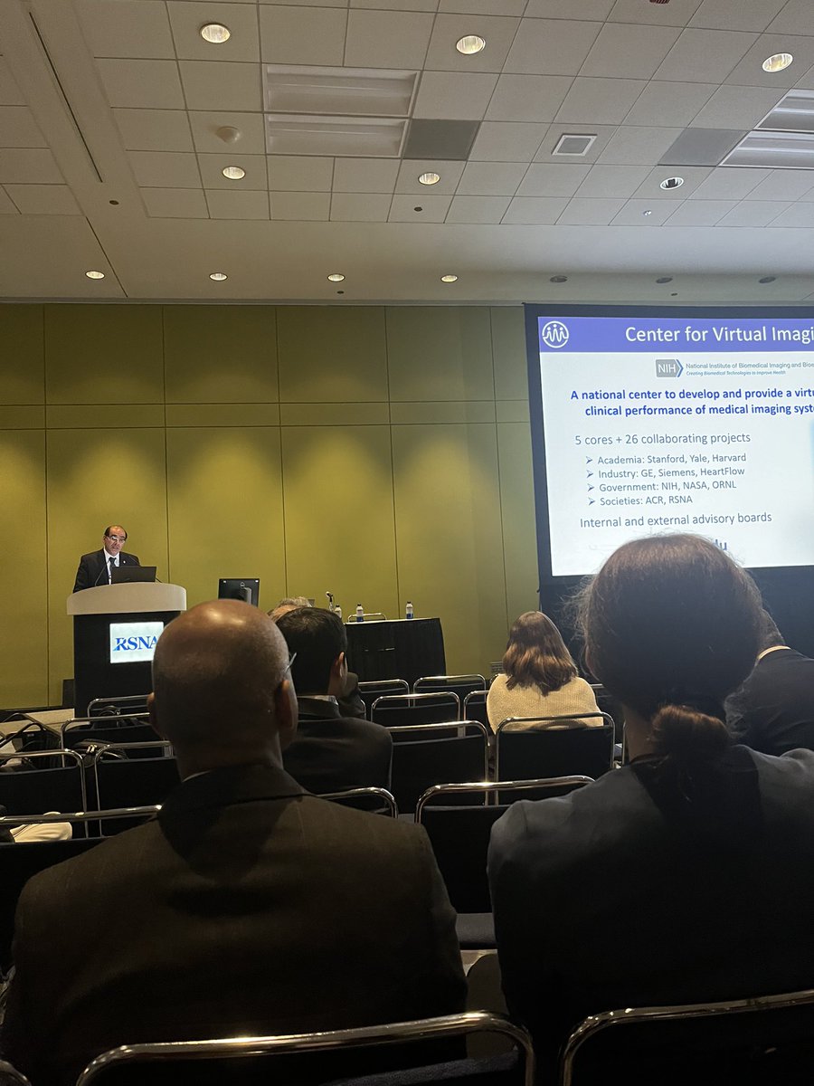 CVIT Director @EhsanSamei presenting the role of Virtual Imaging Trials in Radiology at #RSNA23 @DukeRadiology @DukeRAILabs @DukeCIPG