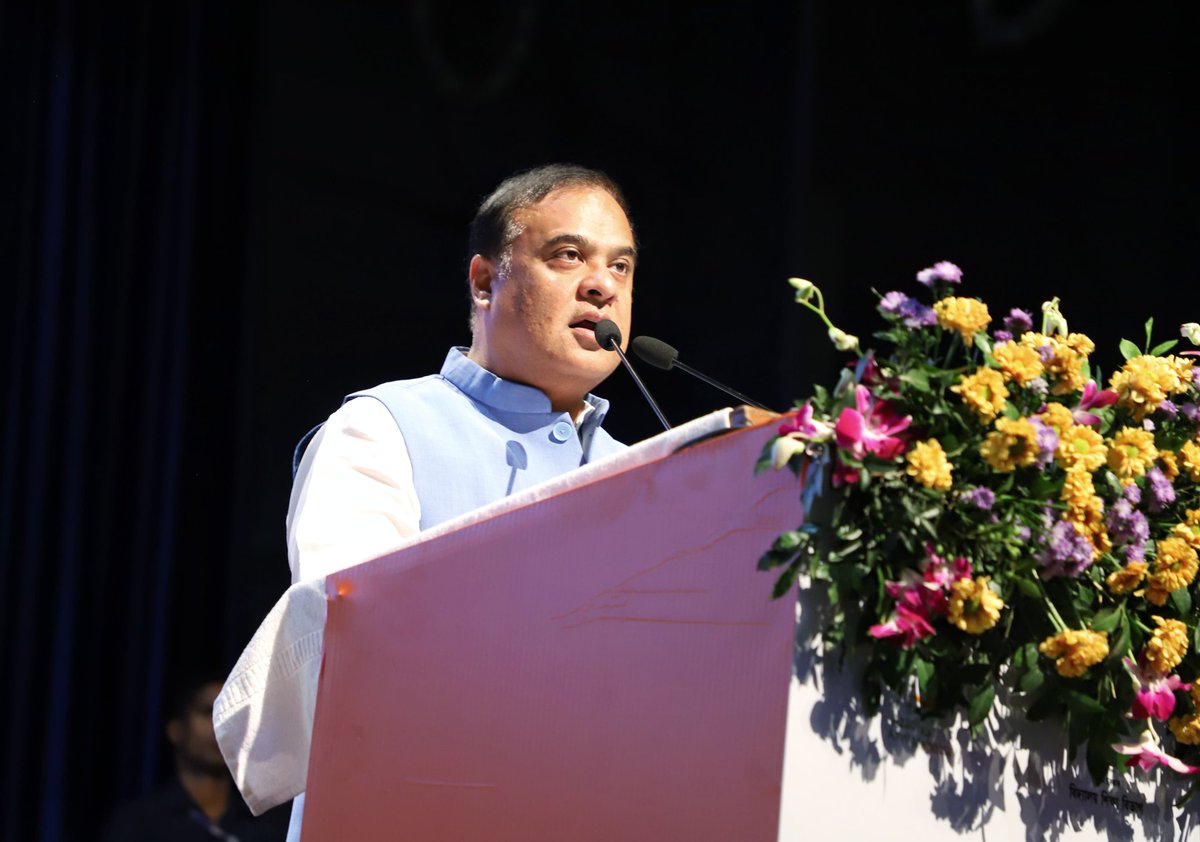 ranojpeguassam's tweet photo. Eminent scholar Anundaram Borooah's life and works continues to be an inspiration & guiding beacon for all. 

Today, Hon'ble CM Dr. @himantabiswa
felicitated and presented the Anundaram Borooah Award, 2023 to 27,183 students from Assam who cleared their HSLC Examination with 75% or more marks. Each student will receive ₹ 15,000 each. A total of ₹ 40,77,45,000 has been sanctioned by the Govt of Assam for the occasion. 

Addressing the awardees today, the Hon'ble CM extended his heartfelt congratulations and encouraged them to dream big. 

Cabinet colleague Shri @cmpatowary, SEBA Chairman Shri Ramesh Chand Jain and senior officials of the Education Dept were present on the occasion.