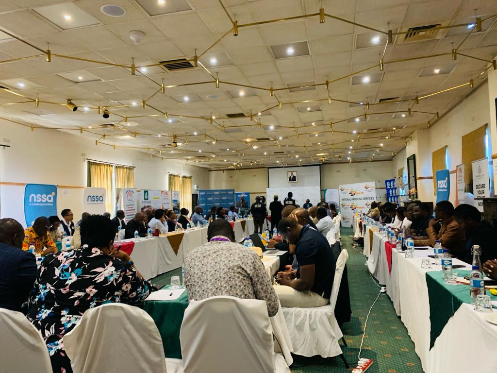 CMukungunugwa's tweet photo. Vice President Kembo Mohadi is in Nyanga for the Zimbabwe Institute of Strategic Thinking conference where he is expected to deliver his keynote address
This year's conferences theme:
Refining Corporate Excellence and Efficiency Towards Delivering a Middle-Income Economy https://t.co/oouSYzBSGJ