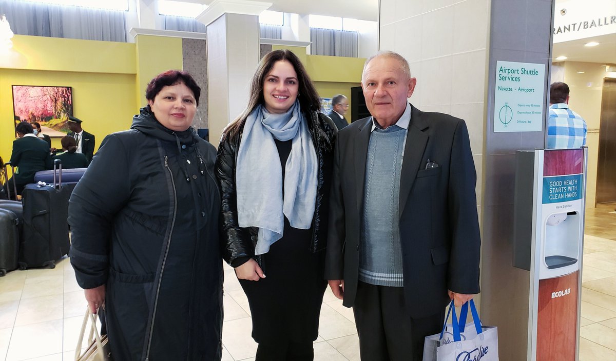 MartaShpak's tweet photo. Вітаємо нашу Маму і Бабусю з Днем Народження.
Красивим ювілеєм.

Дякуємо всім добрим людям по світу за повагу і шану до наших батьків!

Happy Birthday dear Mother! https://t.co/wQomLnanJk
