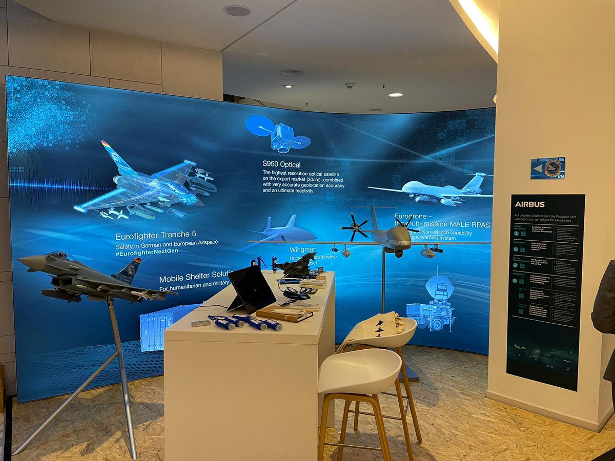 AirbusDefence's tweet image. Day 1️⃣ of #BerlinSecurityConference has started. This year, we present more than 🔟 key technologies and solutions made in Germany 🇩🇪, ranging from connectivity solutions like #SatComms or the Multi-Domain Combat Cloud #MDCC to military air power: #Eurofighter, #FCAS, #Eurodrone,…