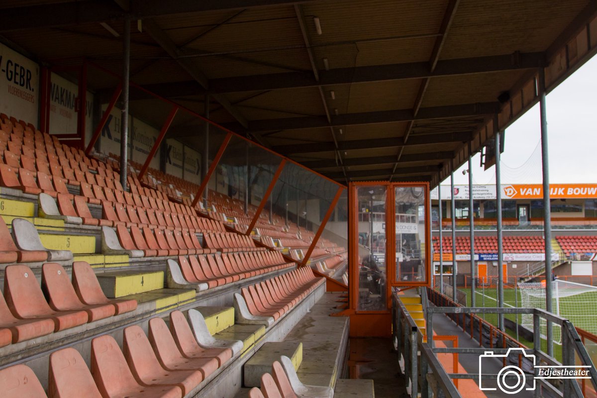 stadionautist's tweet photo. Kras Stadion
FC Volendam
#groundhopping #groundspotting #stadiumhopping #ground #stadion #stadium #stade #estadio #stadio #stadionautist #groundhopper #fcvolendam #volendam #hetandereoranje #fcvd #kras #krasstadion #dewijdbroeken #palingboeren #jansmit #eredivisie #wimjonk https://t.co/7ywLoeibqx