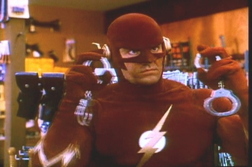 SteveChung1968's tweet photo. The "Shroud of Death" episode of the Flash TV series produced by Danny Bilson &amp; Paul De Meo, and starring actor John Wesley Shipp as Barry Allen first aired on this day in 1990.
"Shroud of Death" was written by Howard Chaykin and John Francis Moore.
https://t.co/ShtkkCENRC https://t.co/4knv05XCjW