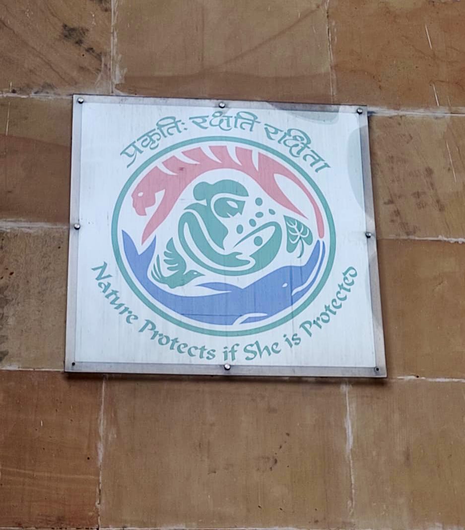 drnagalakshmi_c's tweet image. Saluting the brave 'rat-hole' miners and the rescue team while reflecting on the fragile Western Himalayan ecosystem. The tunnel collapse exposes flaws in environmental appraisal, safety lapses, and trauma endured by workers.
#HimalayanEcology #EnvironmentalAccountability