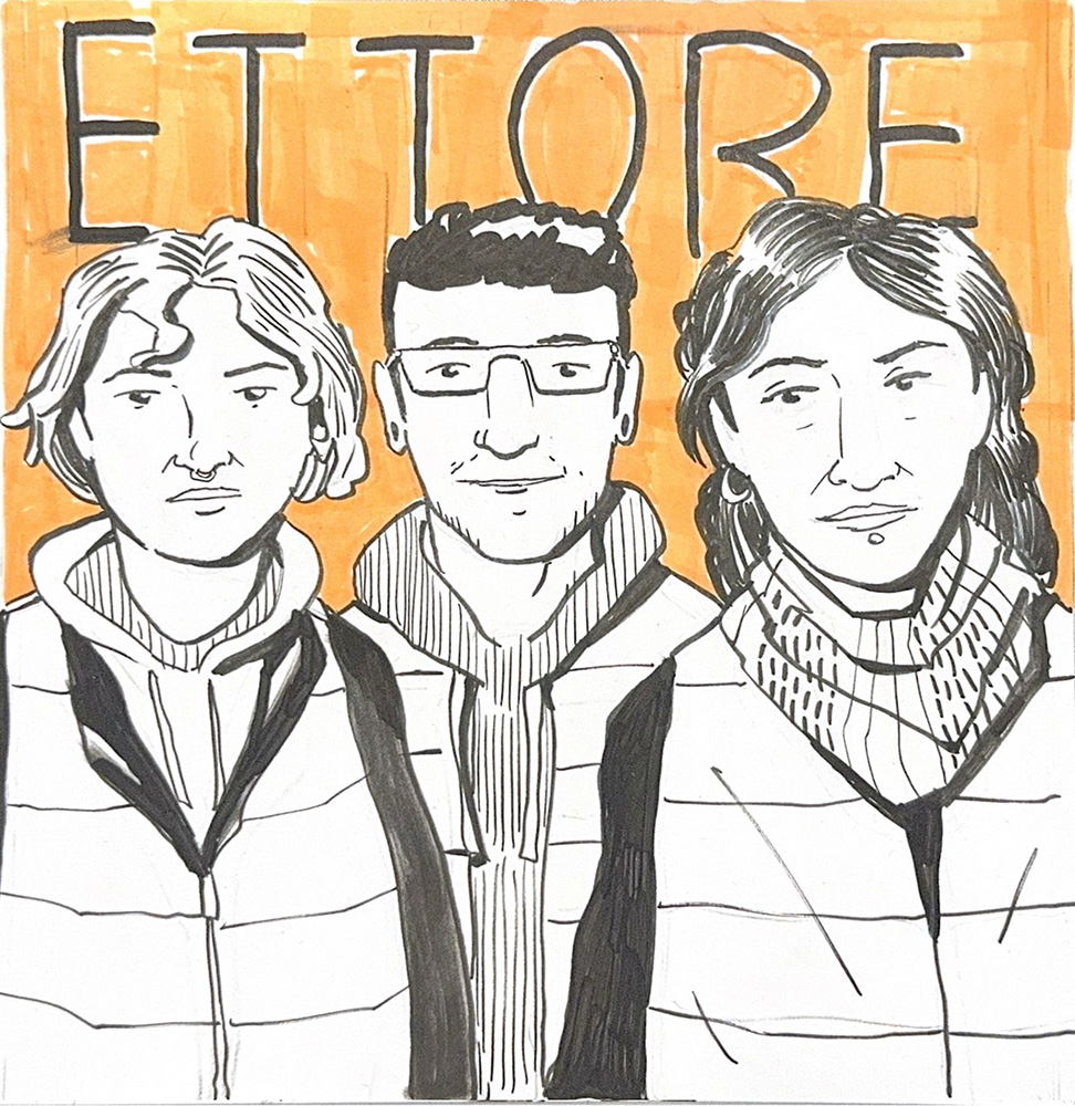channeldraw's tweet photo. - Gli occhi grandi dietro la montatura spessa, l’orecchino sul lobo sinistro e una sola scritta: il nome “Ettore”, senza nessuno slogan, solo col colore arancione di @ultimagenerazi1 - Fondo Riparazione. 

“Questa volta i fumetti non li ho fatti io ma li ho fatti realizzare ai miei studenti, per dire che gli attivisti arrestati di Ultima Generazione non sono criminali, ma semplici studenti”. A dirlo è il fumettista e attivista per i diritti umani Gianluca Costantini, che ai suoi allievi del corso specialistico di Linguaggi del fumetto dell’Accademia di Belle Arti di #Bologna ha proposto di realizzare un “ritratto solidale” di Ettore Lombardo, anche lui studente all’Accademia di Belle Arti nonché tra i tre attivisti per il clima arrestati il 2 novembre per aver manifestato sui viali e in tangenziale, bloccando il traffico al grido di “Un fondo di riparazione per le vittime dell’alluvione”. 

di @Magot_hellen su la @rep_bologna 
https://t.co/Q1oJkHutya
