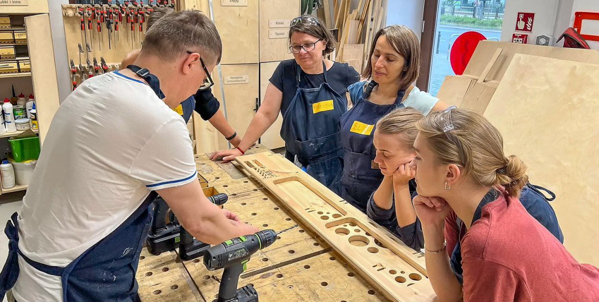 MiastoUrsynow's tweet image. Na Ursynowie powstanie #FabLab. Powstanie w budynku po szkole tańca, na terenie liceum przy ul. #Dembowskiego…haloursynow.pl/pl/718_styl-zy…