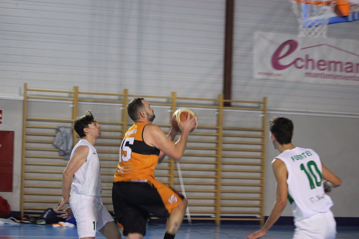 CdAnfora's tweet photo. Asier Apodaca es el MVP @GrupoLujama de esta Jornada con 33 de Valoración.

#CdAnfora #Baloncesto #Cuarte #CuarteDeHuerva #Lujama https://t.co/7ZzemhS6m3