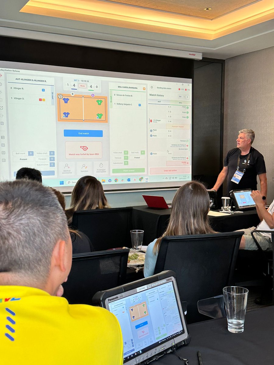 Good morning from Manila 🇵🇭! The referee clinic just finished and we can say everybody is prepared for #BeachProTour in Nuvali! 🤩 

#volleystation