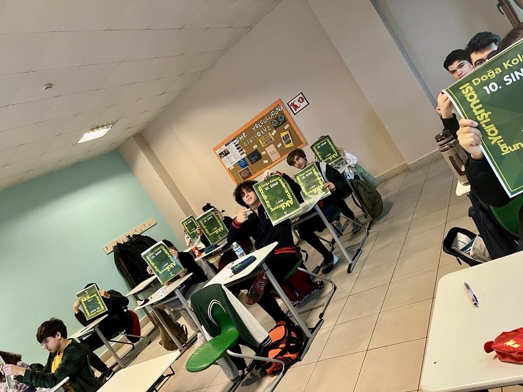 EmelBalc8's tweet photo. Başakşehir Doğa Koleji 10.sınıf öğrencilerimiz Akıl Oyunları Yarışma Sınavı 1.etabını tamamladı📝Öğrencilerimize başarılar diliyoruz 🏆 @Azrafraarzu1 @arzuuz11 @DogaOkullari @yasemintncaykli @halilerdem_52 https://t.co/yeOHsh16rj