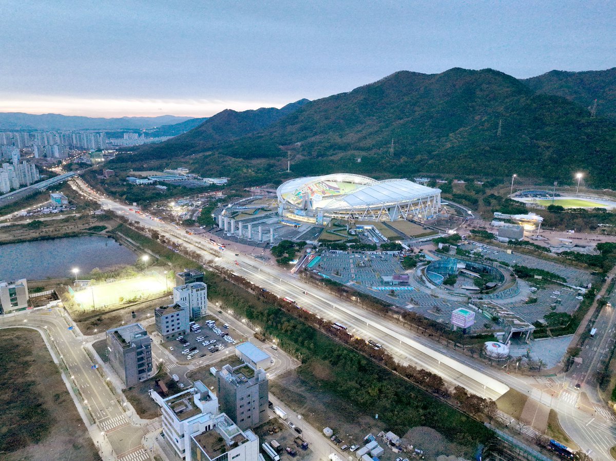 💐행사 정보💐

· 2023 신천지 12지파 10만 수료식ㅣ시온기독교선교센터 114기
· 일시 : 2023. 11. 12.(일) AM 11:30
· 장소 : 대구 월드컵 스타디움
· 라이브 &amp; 다시보기 링크
youtube.com/live/KGYHJMIPy…

 #3번째_10만수료식 #세계최대규모 #1년만에 

🔴말씀광장 추천번호

wordsquare.org/r/28746